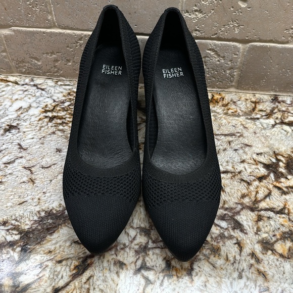 Eileen Fisher Kiss Stretch Knit Pump in Black size 8 EUC - Picture 2 of 6